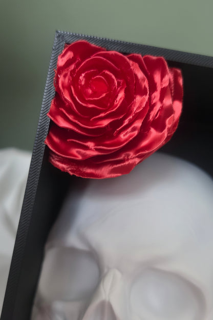 Skull & Roses Book Nook